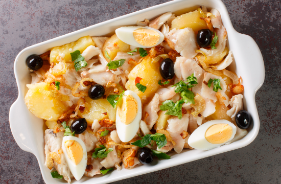 Receita de bacalhau a gomes de sá perfeita para o almoço